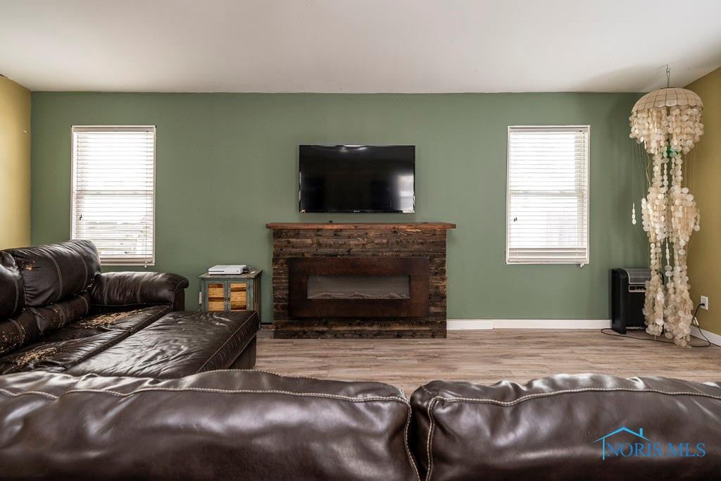 859 Schmidlin Road Oregon, OH 43616 - Photo 13 of 28 Gallery Image 13