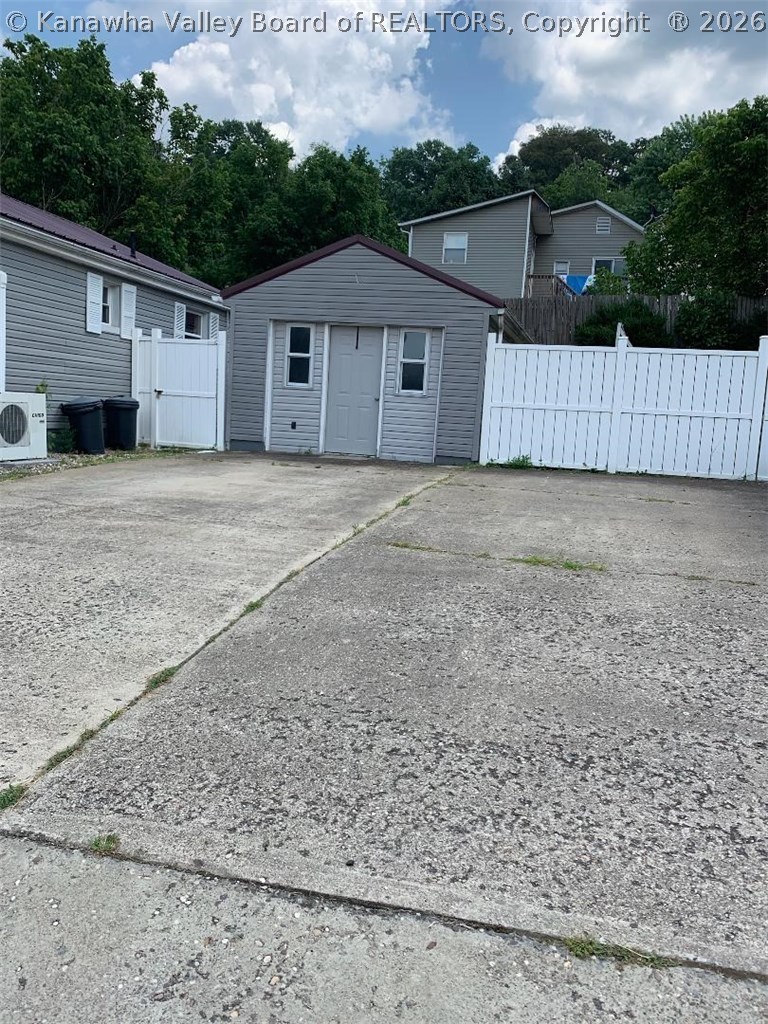 509 6th Street Ripley, WV 25271 - Photo 4 of 14 Gallery Image 4