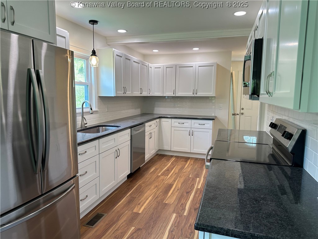 1202 Jericho Road Point Pleasant, WV 25550 - Photo 10 of 14 Kitchen