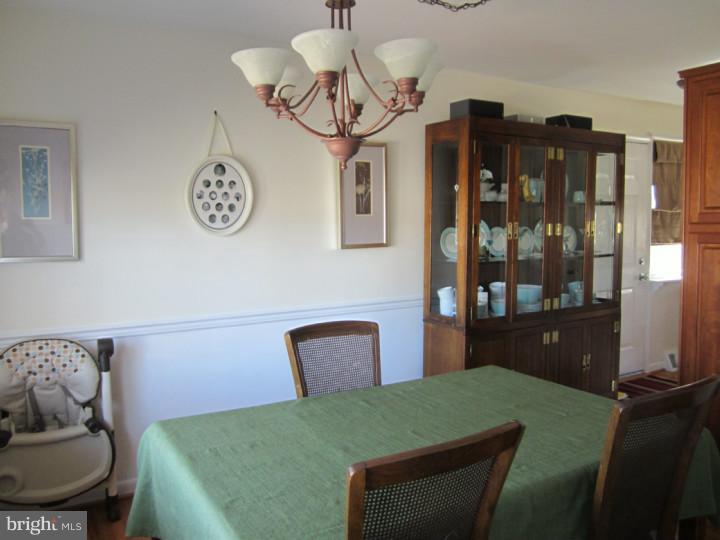 1421 Parklane Road Swarthmore, PA 19081 - Photo 4 of 20