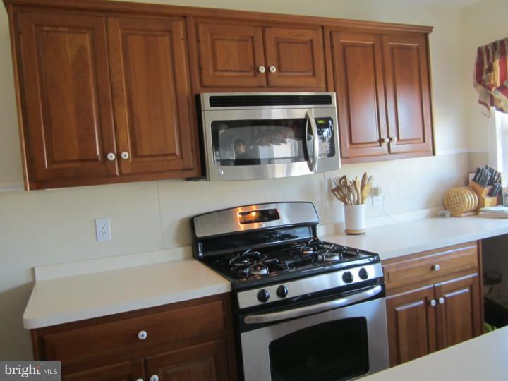 1421 Parklane Road Swarthmore, PA 19081 - Photo 6 of 20