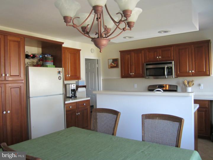 1421 Parklane Road Swarthmore, PA 19081 - Photo 7 of 20