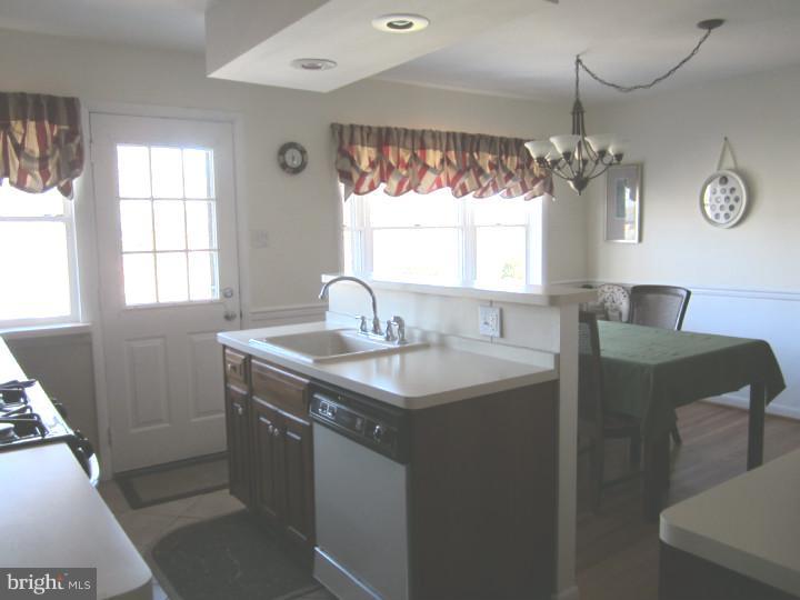 1421 Parklane Road Swarthmore, PA 19081 - Photo 8 of 20