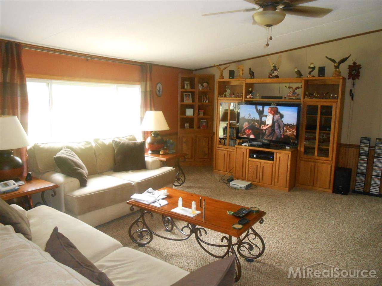 9551 Folkert Road Algonac, MI 48001 - Photo 2 of 13 31198678-1.JPG