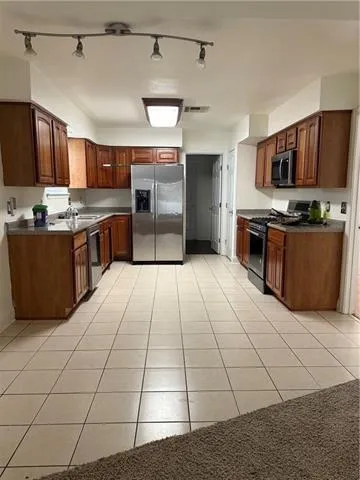 $2,200 | 66 Granada Drive, Kenner, LA 70065