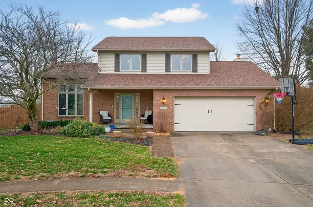 $335,000 | 2865 Fox Ridge Circle, Columbus, IN 47203