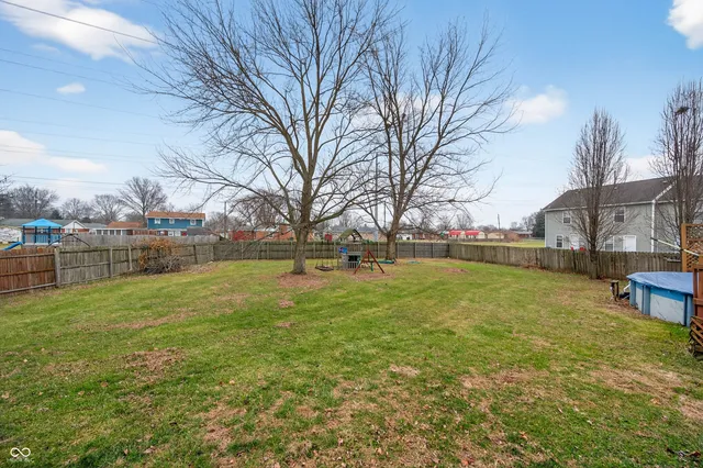 $335,000 | 2865 Fox Ridge Circle, Columbus, IN 47203