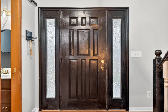 $335,000 | 2865 Fox Ridge Circle, Columbus, IN 47203