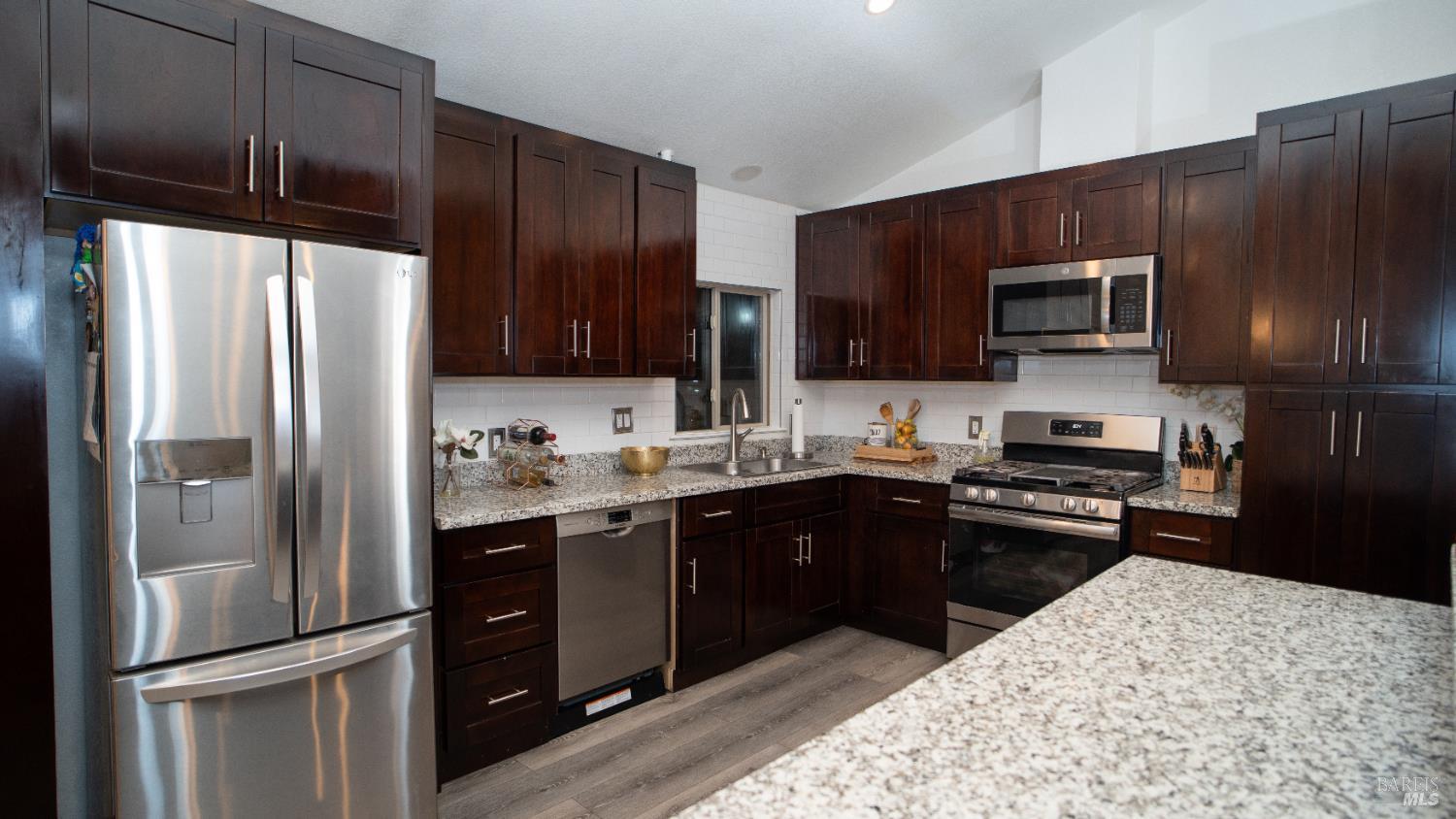 164 Rancho Verde Circle Rohnert Park, CA 94928 - Photo 38 of 59