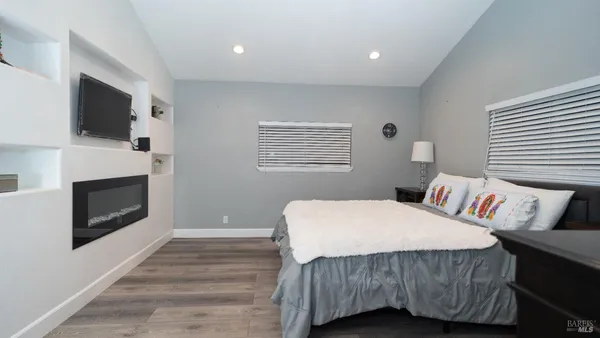 $350,000 | 164 Rancho Verde Circle, Rohnert Park, CA 94928