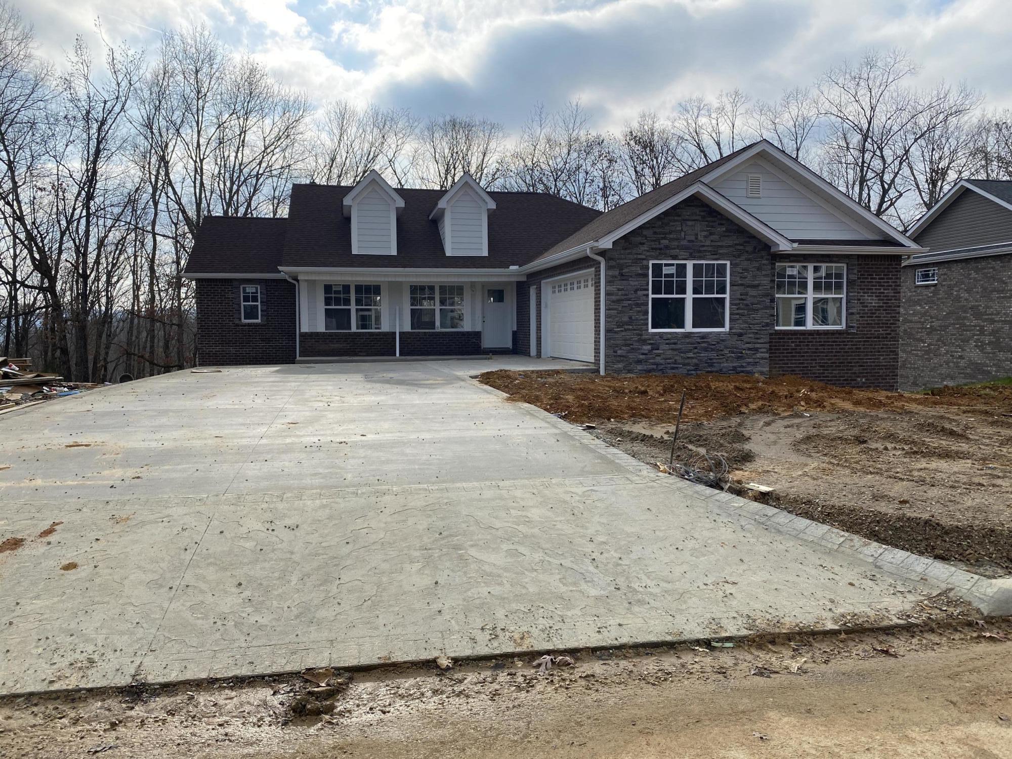 110 Lake Ridge Road Somerset, KY 42503 - Photo 3 of 6 36C7AF11-0FE9-450D-8985-C318738238AB<|><