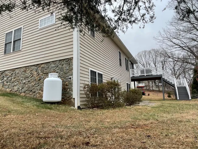 $482,500 | 1625 Morewood Road, Hardy, VA 24101