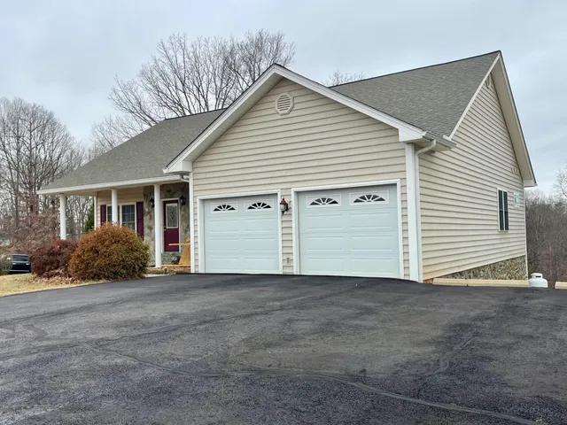 $482,500 | 1625 Morewood Road, Hardy, VA 24101