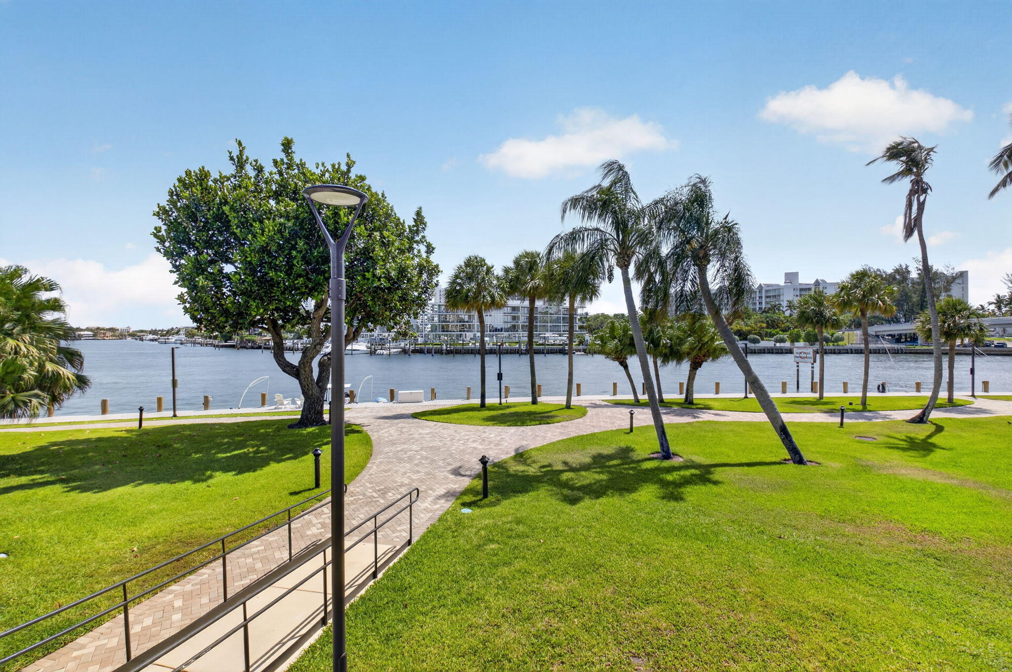 901 East Camino, Unit 4C Boca Raton, FL 33432 - Photo 6 of 71 6-web-or-mls-DSC_9112