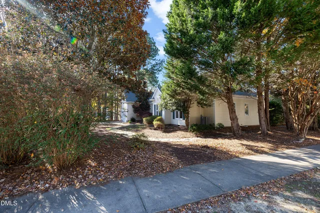 $750,000 | 2300 Walden Creek Drive, Apex, NC 27523