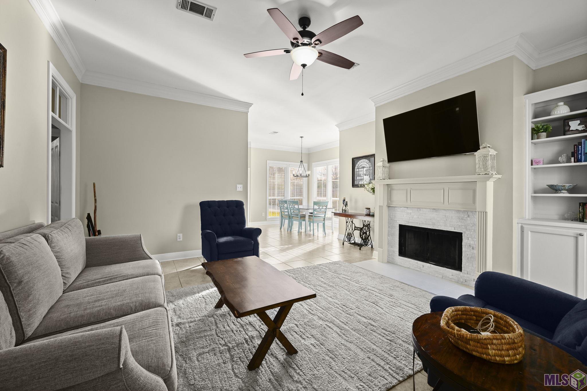 10603 Springglen Court Baton Rouge, LA 70810 - Photo 2 of 23 Gallery Image 2