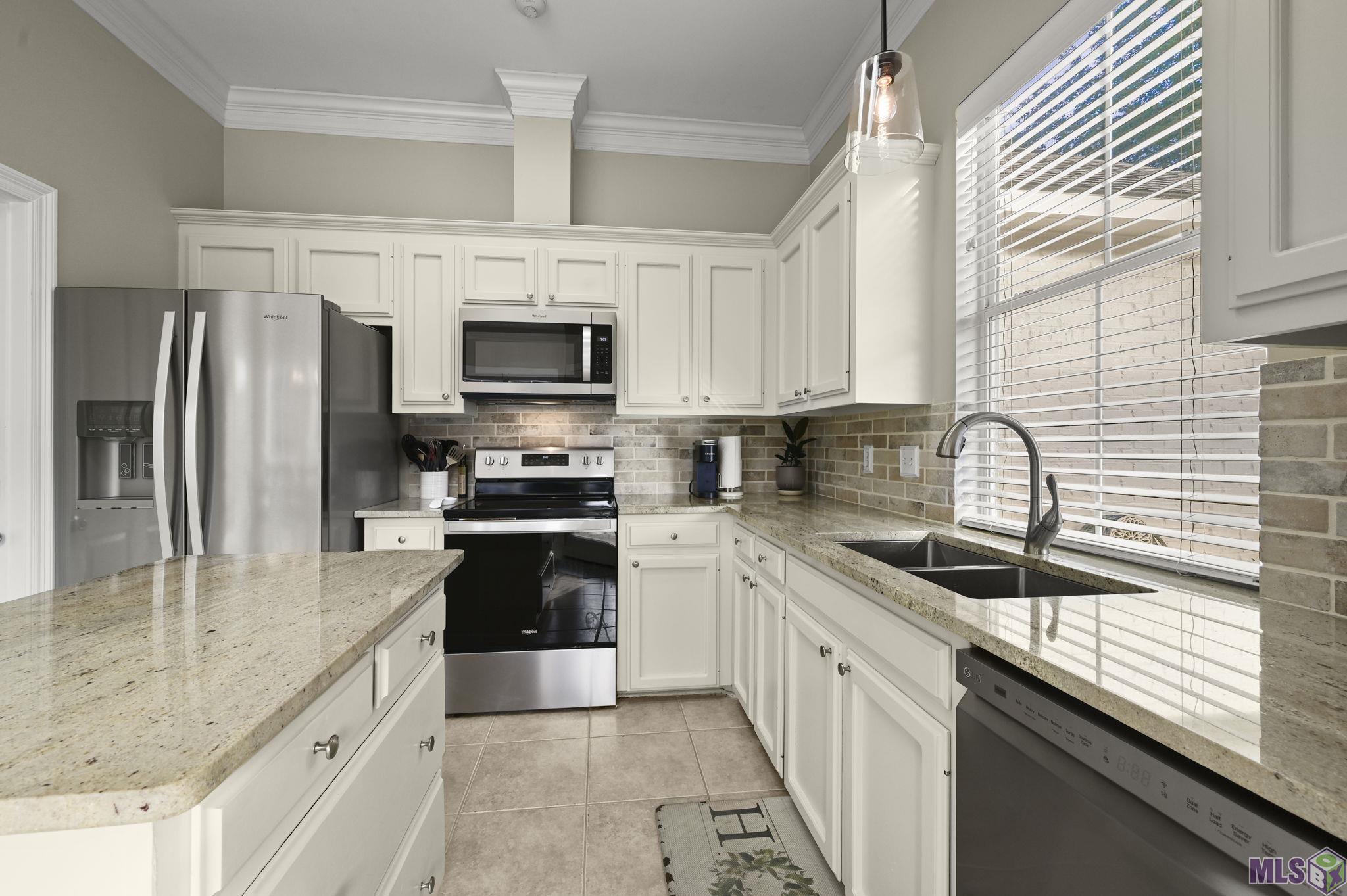 10603 Springglen Court Baton Rouge, LA 70810 - Photo 7 of 23 Gallery Image 7