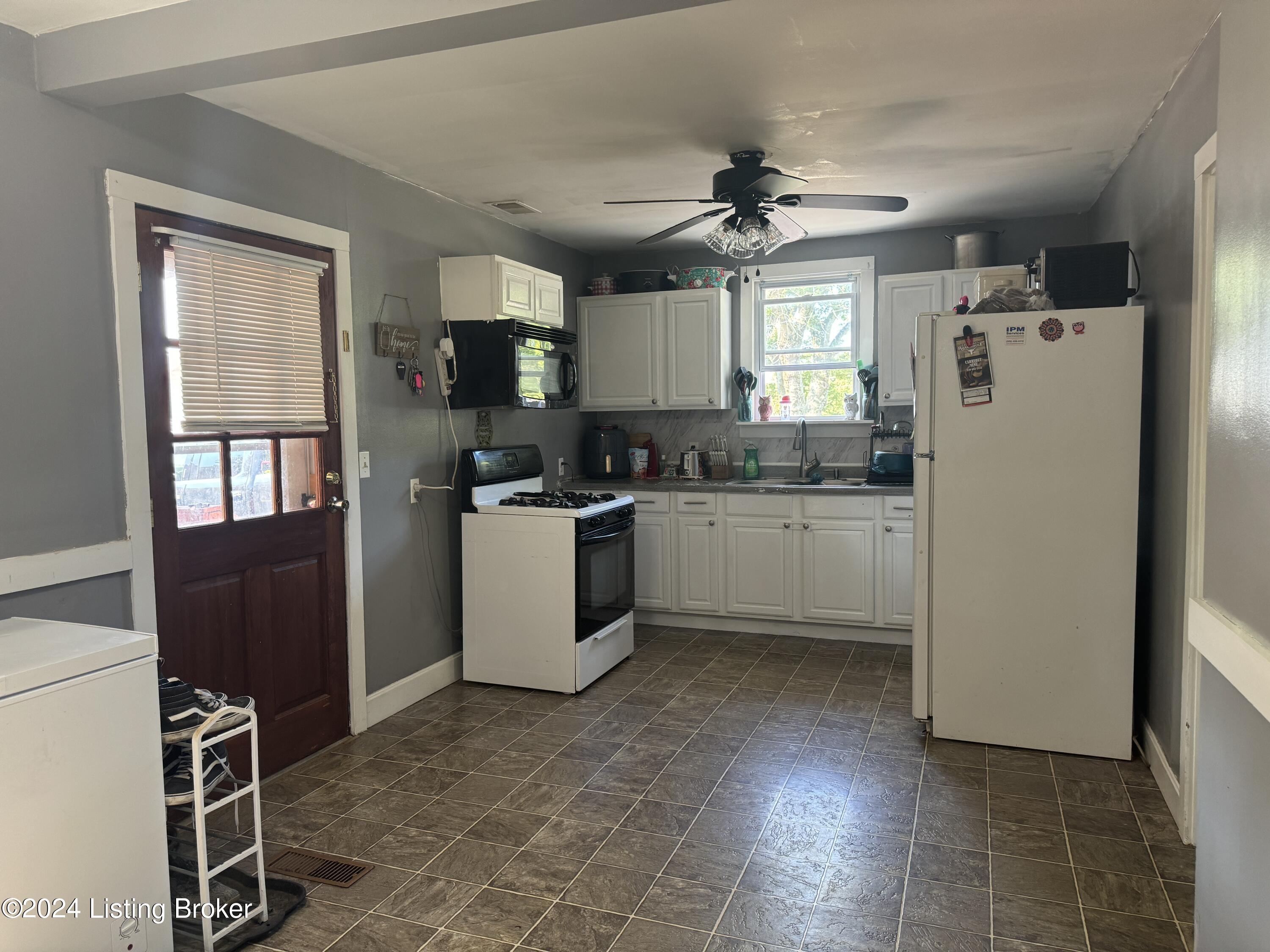 4272 Garrett Road Ekron, KY 40117 - Photo 10 of 21 10