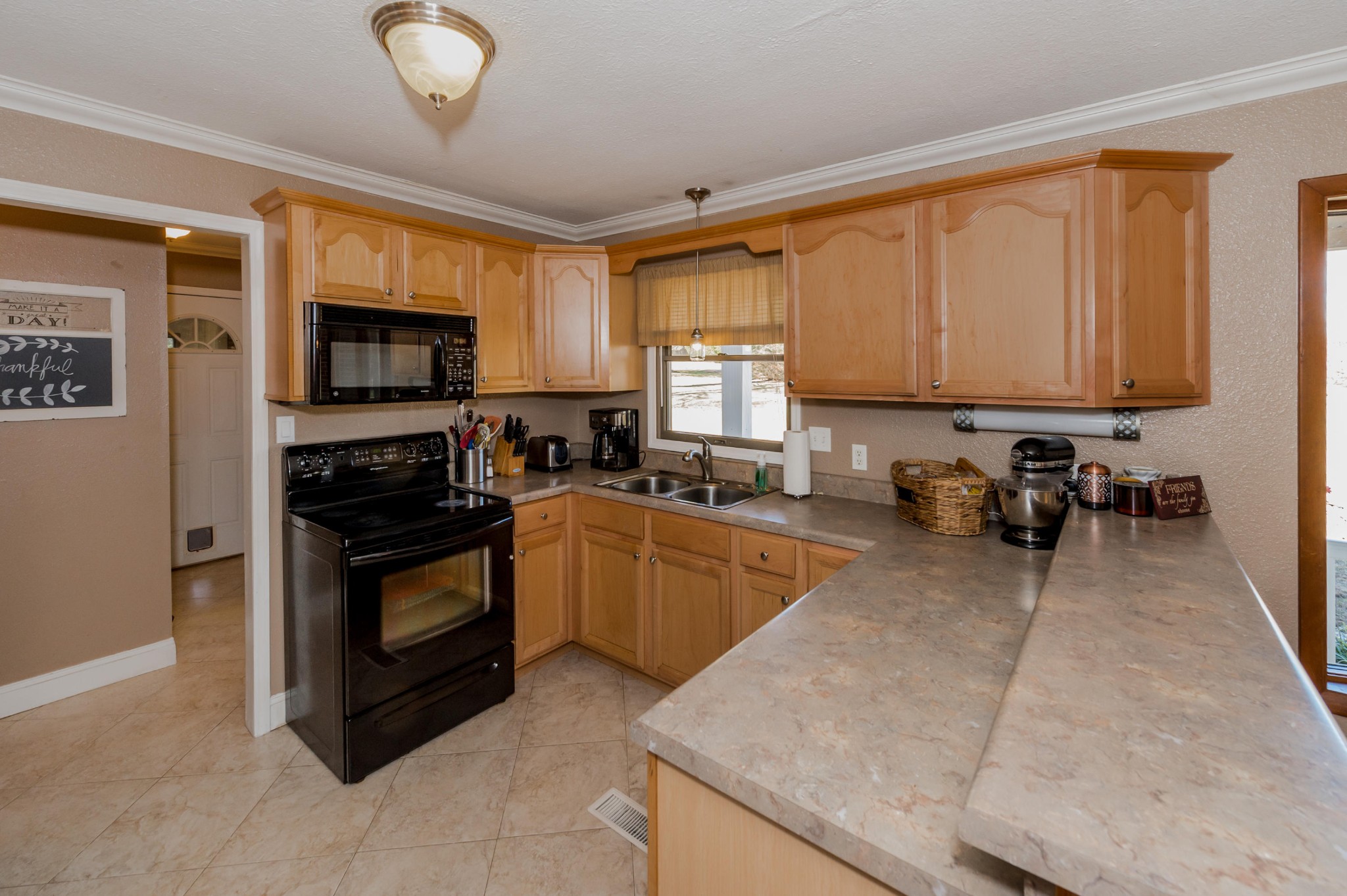 143 Perry Road Kingston, TN 37763 - Photo 8 of 31 Gallery Image 8