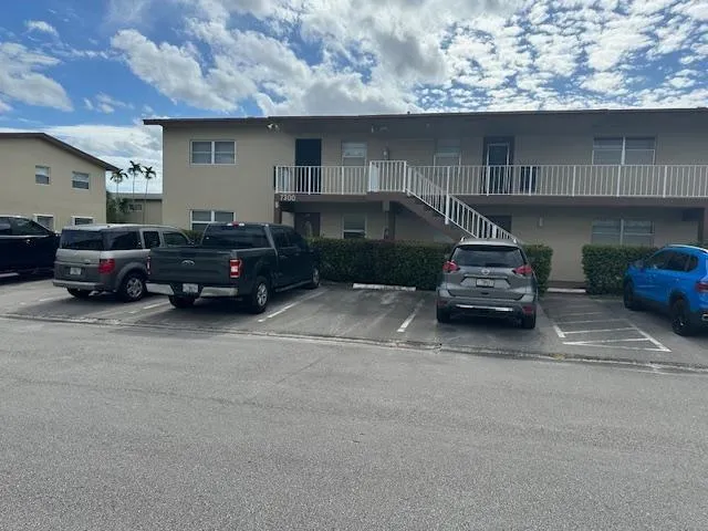 $119,900 | 7300 Northwest 5th Court, Unit 101, Pompano Beach, FL 33063
