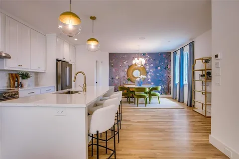 $689,000 | 7207 Gaston Avenue, Unit 605, Dallas, TX 75214