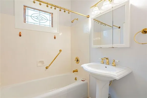 $1,550 | 535 Jefferson Avenue, New Orleans, LA 70115