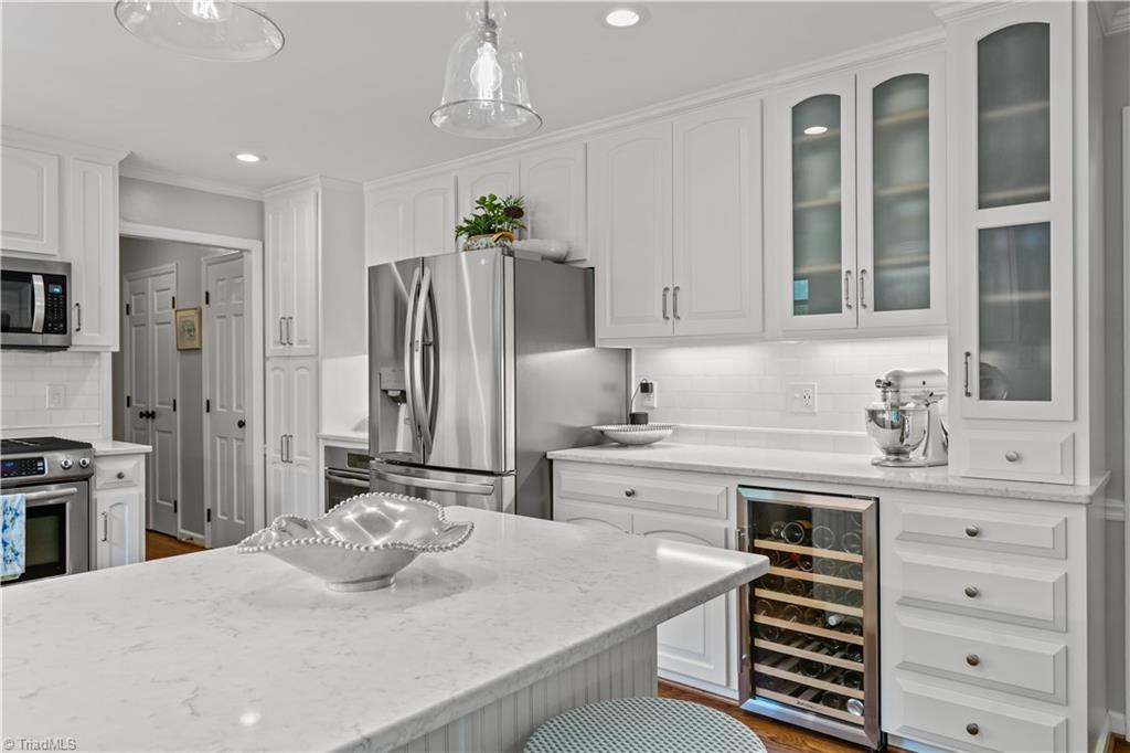 3300 Round Hill Road Greensboro, NC 27408 - Photo 12 of 48