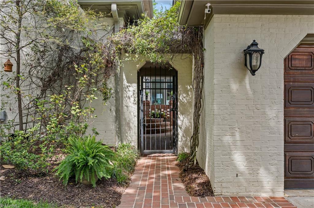 3300 Round Hill Road Greensboro, NC 27408 - Photo 35 of 48