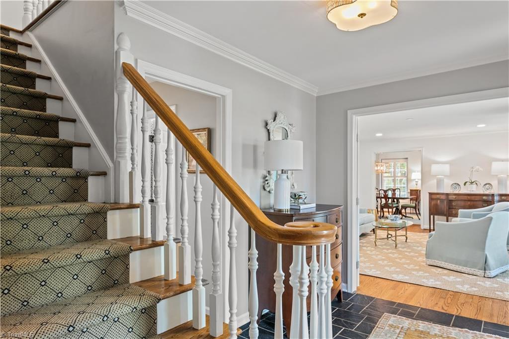 3300 Round Hill Road Greensboro, NC 27408 - Photo 5 of 48