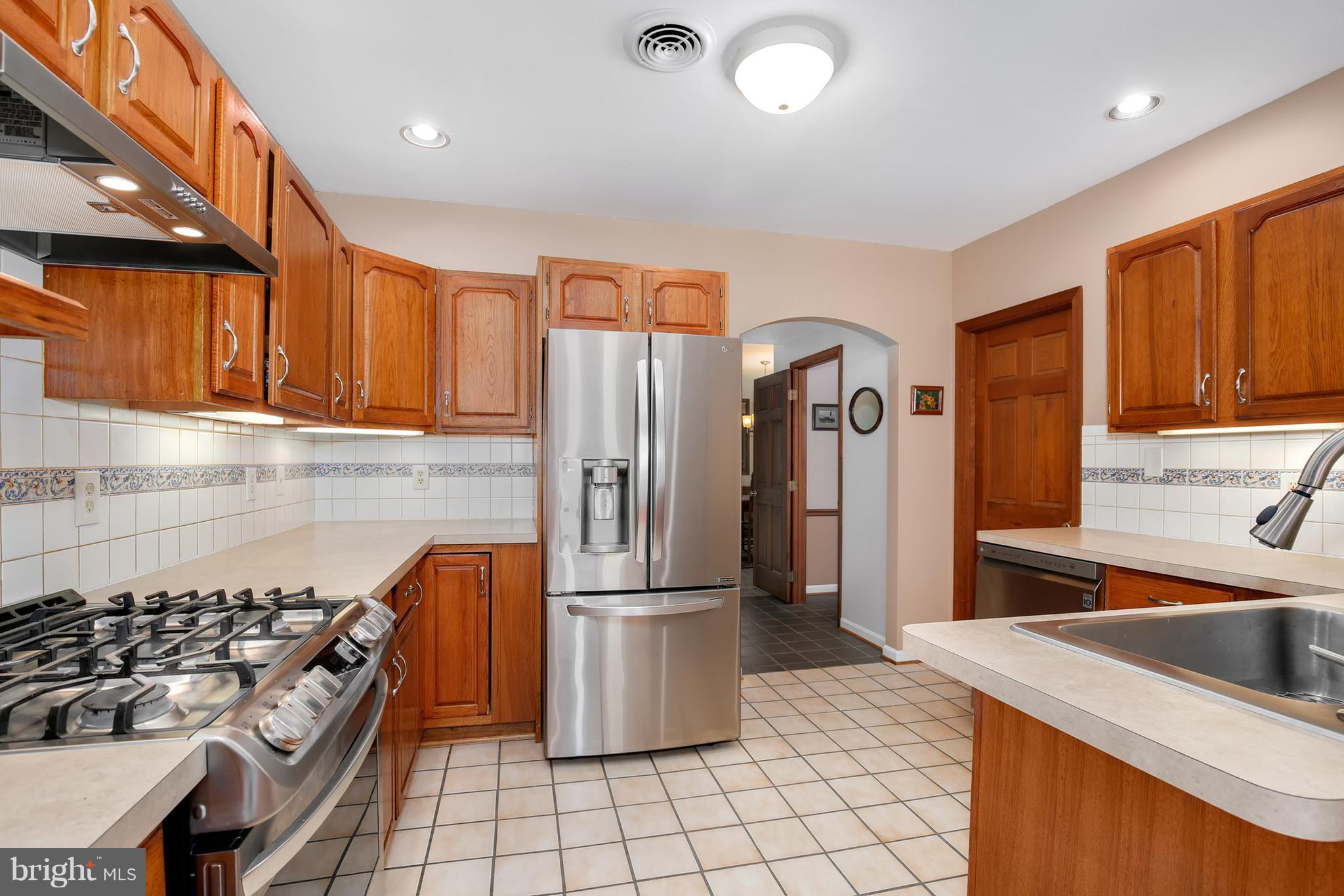 3519 Westview Road Westminster, MD 21157 - Photo 11 of 30 Kitchen