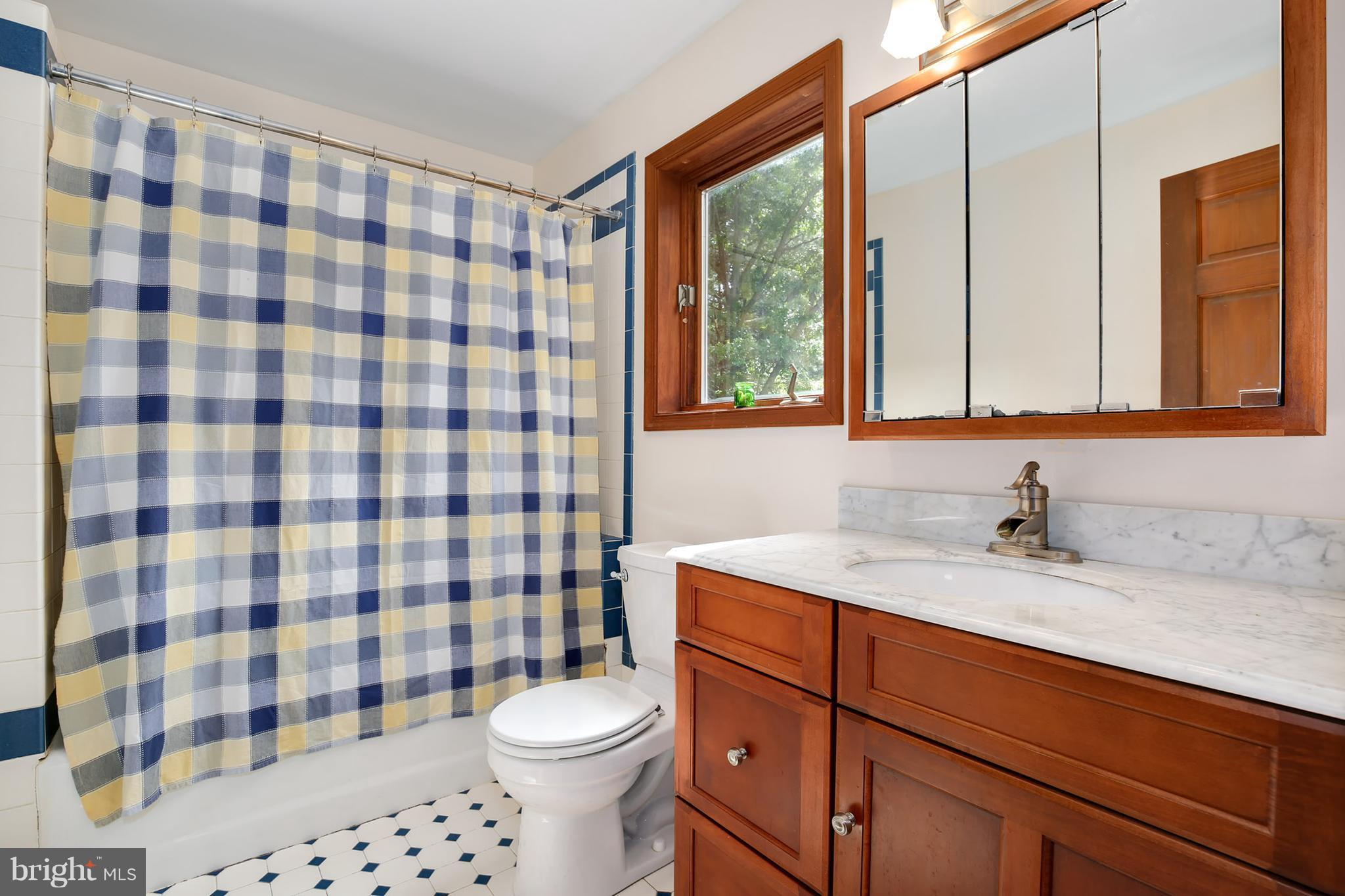 3519 Westview Road Westminster, MD 21157 - Photo 18 of 30 Bath