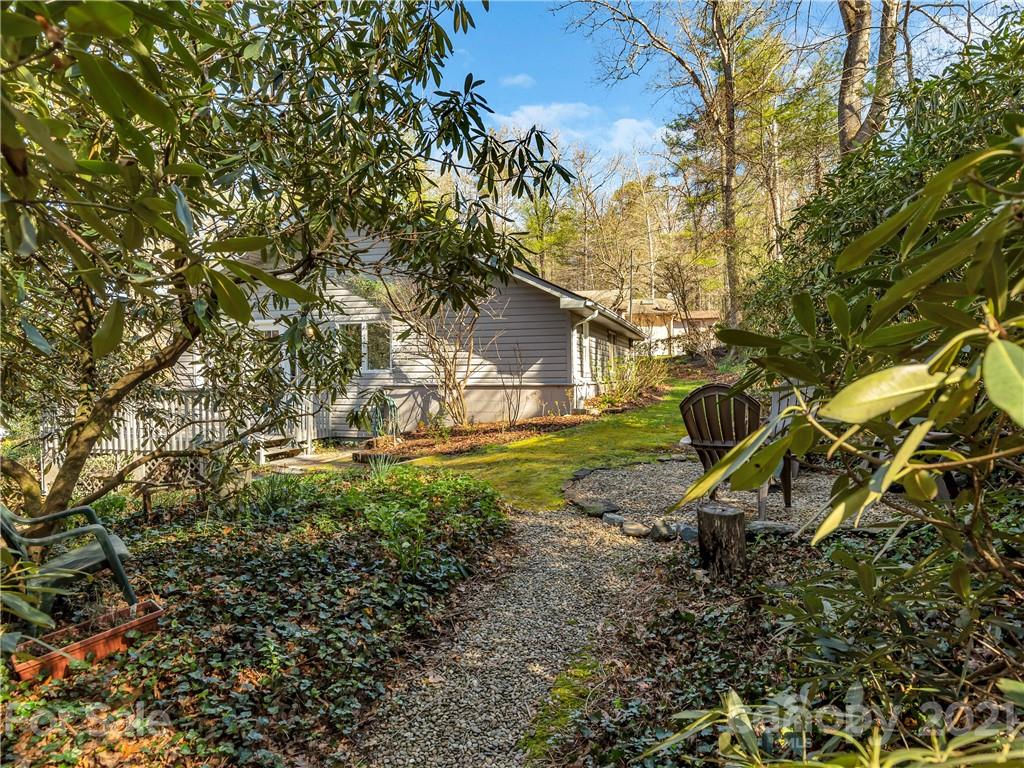 8260 East Fork Road Brevard, NC 28712 - Photo 22 of 42 Gallery Image 22