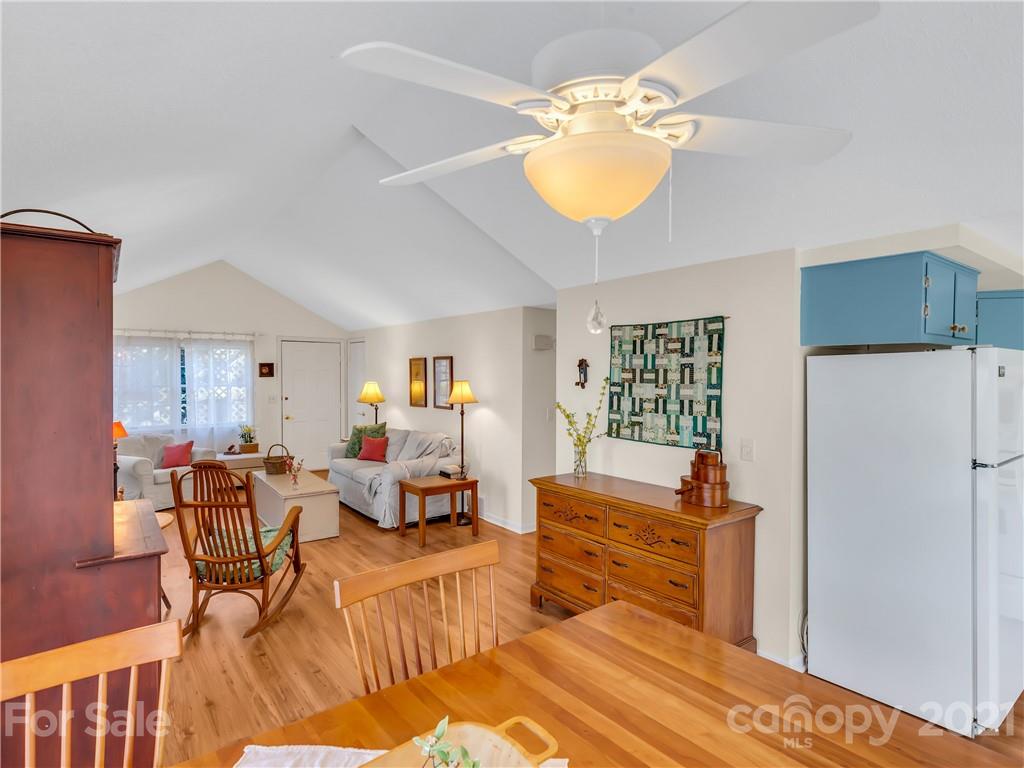 8260 East Fork Road Brevard, NC 28712 - Photo 8 of 42 Gallery Image 8