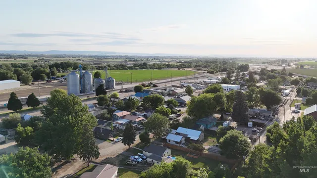 $189,900 | 251 Gary Avenue, Notus, ID 83656