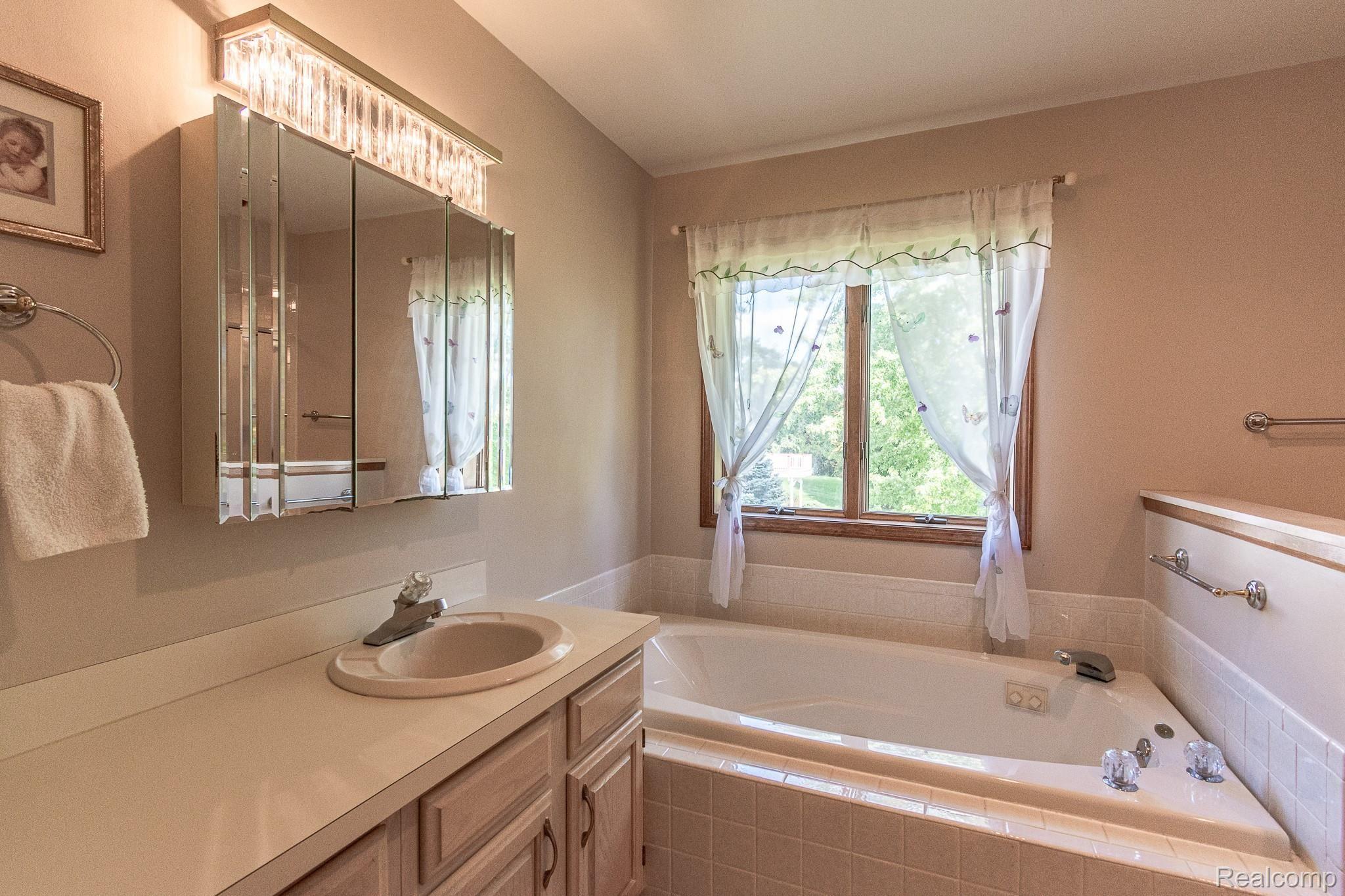 3369 Lahring Road Linden, MI 48451 - Photo 36 of 49 HardyMediaCompany-4610.jpg