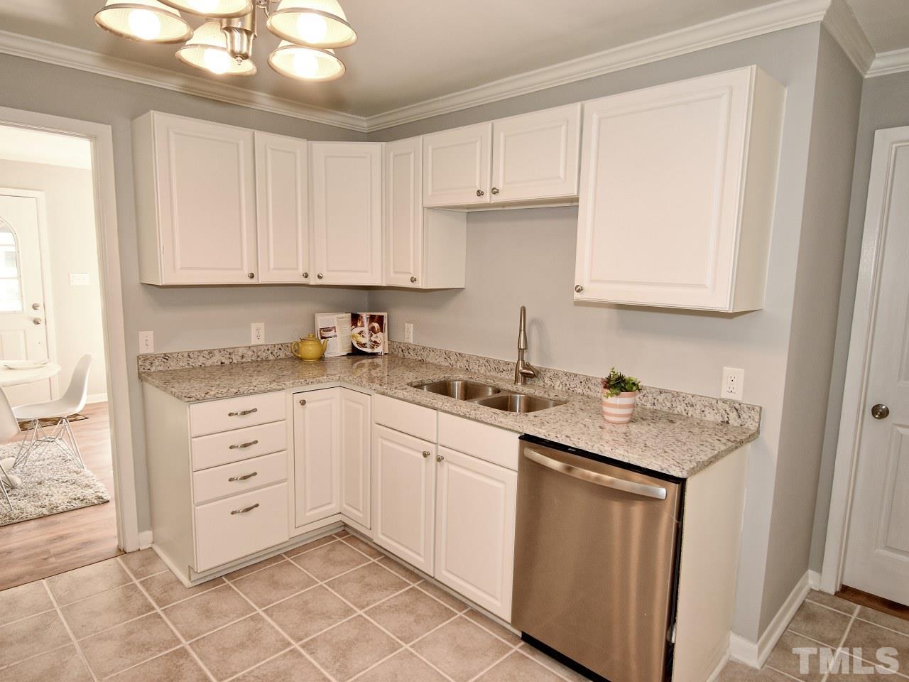 2802 Fairlawn Road Durham, NC 27705 - Photo 7 of 23 Gallery Image 7