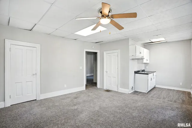 $124,900 | 325 Kirkwood Boulevard, Davenport, IA 52803