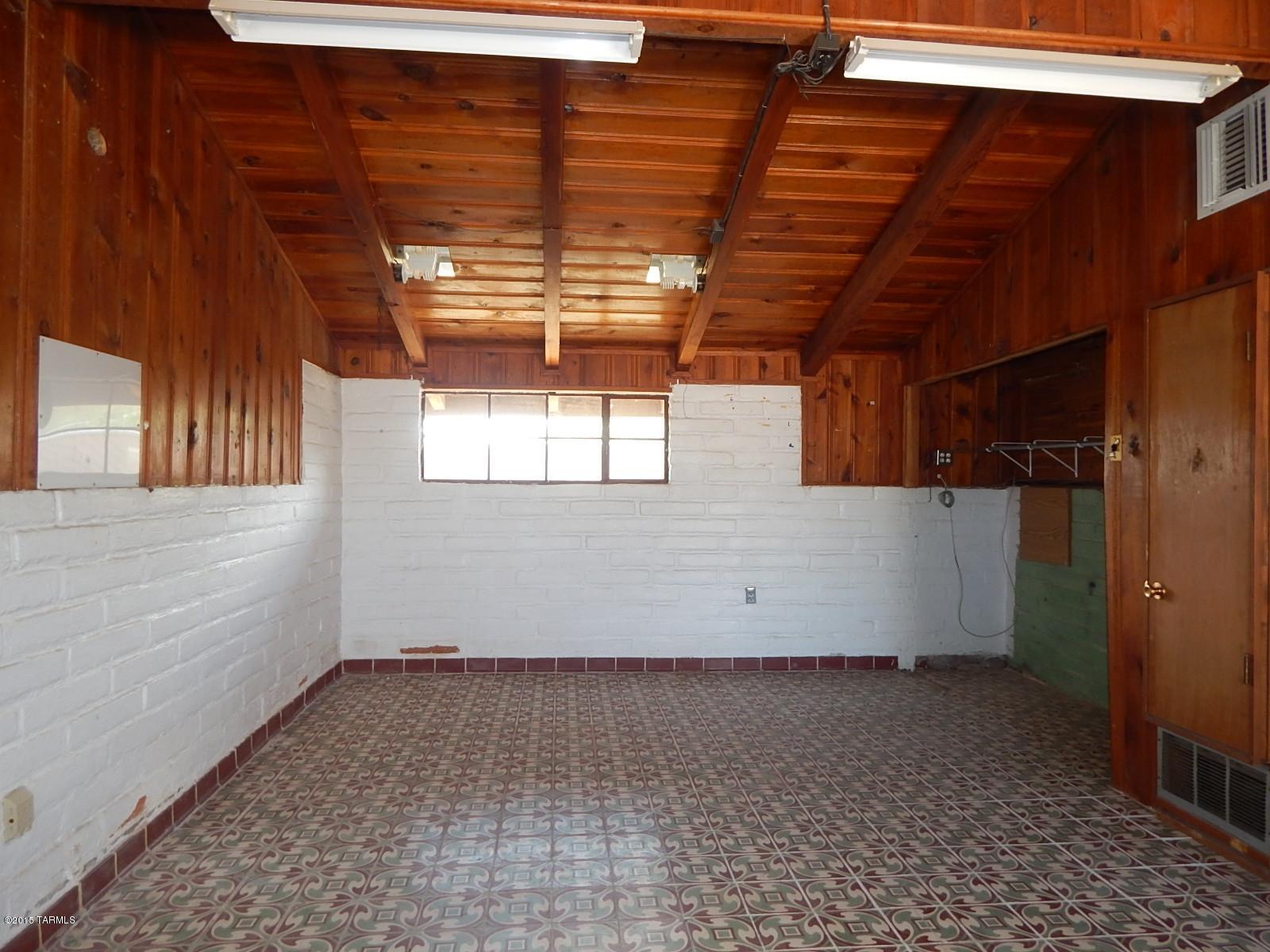 5602 South Mission Road Tucson, AZ 85746 - Photo 9 of 22 Gallery Image 9