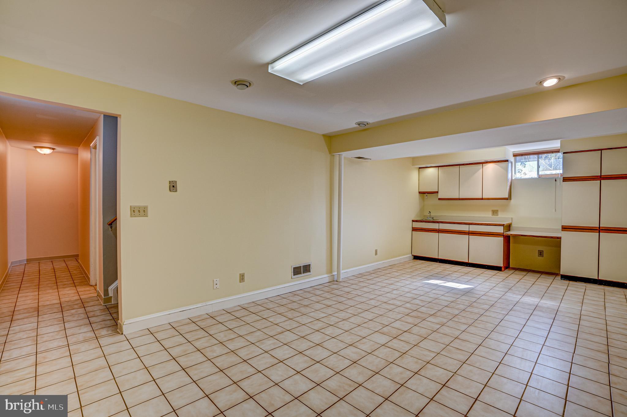 1905 Mayflower Drive Silver Spring, MD 20905 - Photo 30 of 42