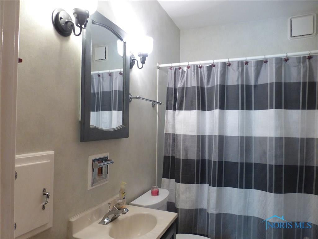2108 Dority Road Toledo, OH 43615 - Photo 10 of 24 Gallery Image 10