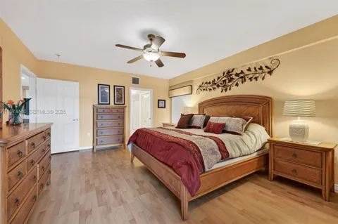 $270,000 | 4401 Crystal Lake Drive, Unit 101, Deerfield Beach, FL 33073