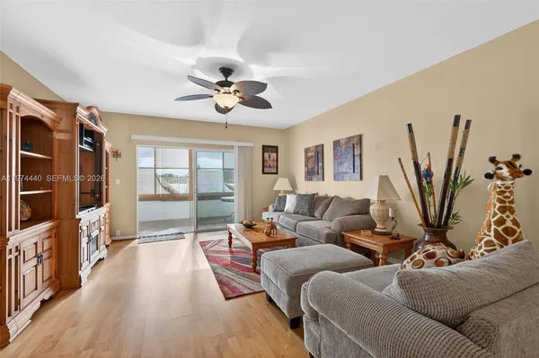 $249,750 | 4401 Crystal Lake Drive, Unit 101, Deerfield Beach, FL 33064