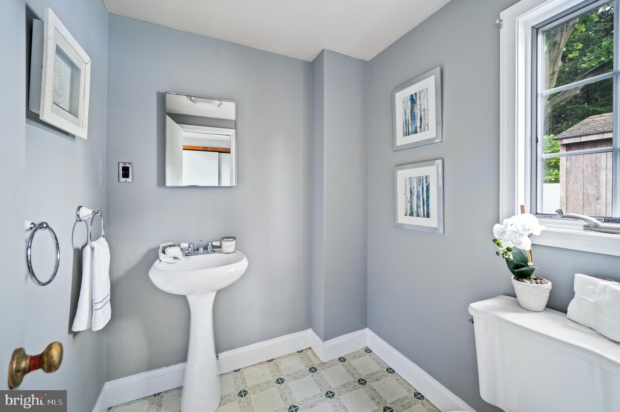 1149 Old Lancaster Road Berwyn, PA 19312 - Photo 25 of 39 Gallery Image 25