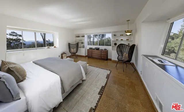 $5,595,000 | 1030 East Mountain Drive, Santa Barbara, CA 93108