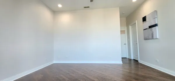 $288,000 | 4002 South Western Avenue, Unit 4, Chicago, IL 60609