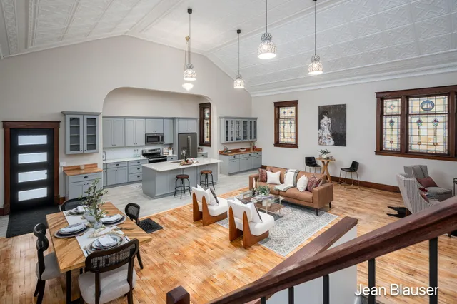 $449,000 | 10 1st Street, Stanwood, MI 49346