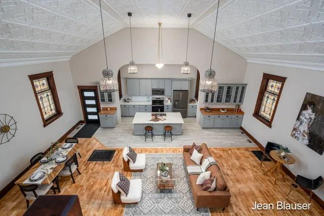 $449,000 | 10 1st Street, Stanwood, MI 49346