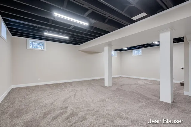 $449,000 | 10 1st Street, Stanwood, MI 49346