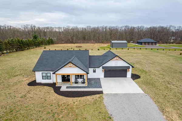 $585,000 | 14025 128th Avenue, Grand Haven, MI 49417