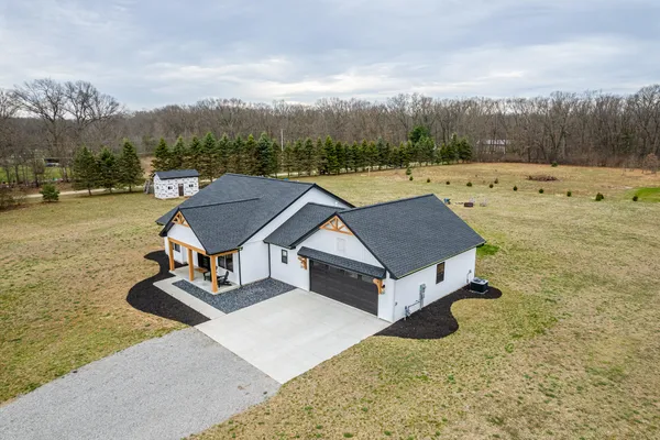 $585,000 | 14025 128th Avenue, Grand Haven, MI 49417